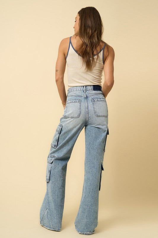 CROSSOVER RELAXED CARGO JEANS PLUS